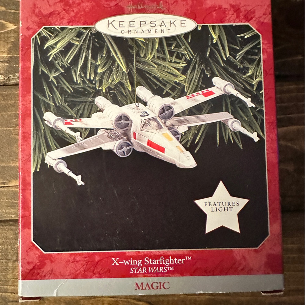 1998 Hallmark X Wing Starfighter Star Wars Keepsake Ornament - Magic
